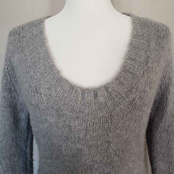 Scoop Neck Tunic Sweater - Picture 4 of 6